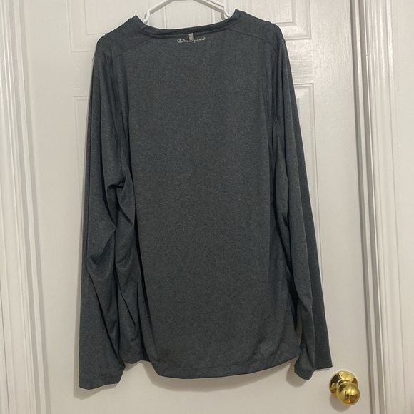 Champion Men’s Long Sleeve Gray Sweater Size XXL (62A) - Picture 2 of 4